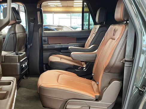 Used 2023 Ford Expedition Max King Ranch AWD/4WD image 25
