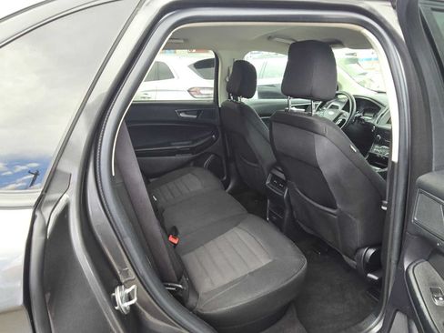 Used 2020 Ford Edge SE AWD/4WD image 32