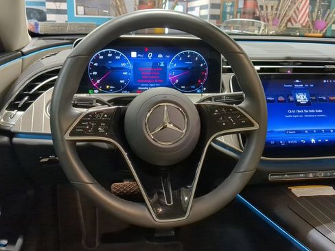 Used 2026 Mercedes-Benz E 350 4MATIC Sedan image 11