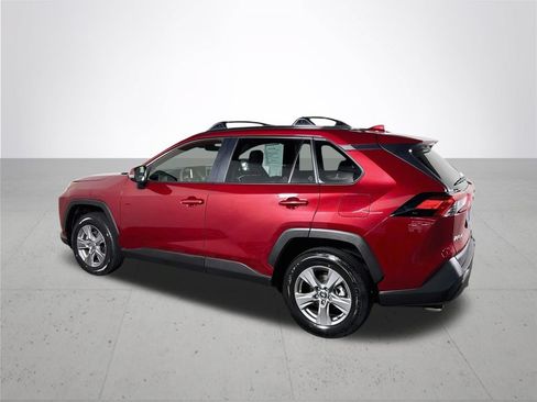 Used 2025 Toyota RAV4 XLE w/ Convenience Package AWD/4WD image 8