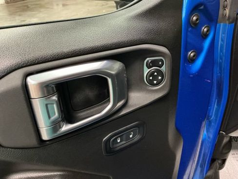 Used 2024 Jeep Wrangler Unlimited Sport AWD/4WD image 34