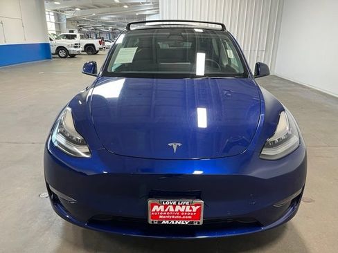 Used 2021 Tesla Model Y Long Range AWD/4WD image 8