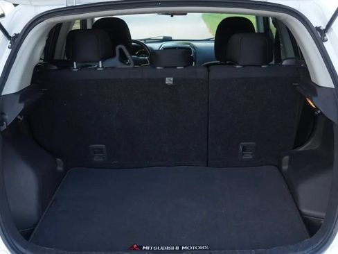Used 2015 Mitsubishi Outlander Sport SE AWD/4WD image 12