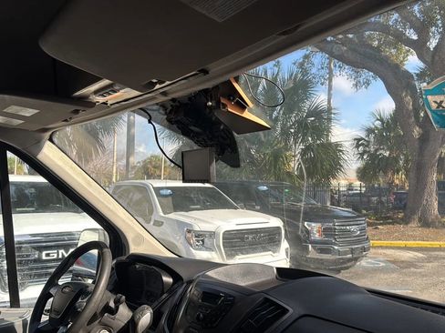 Used 2019 Ford Transit 250 148 High Roof Extended image 11