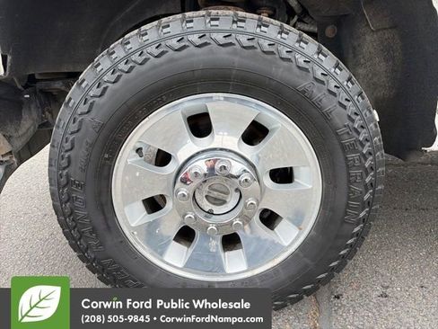 Used 2010 Ford F350 Lariat image 9