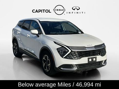 Used 2024 Kia Sportage LX image 3