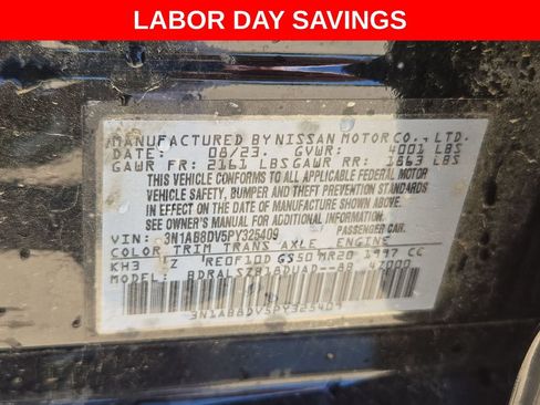 Used 2023 Nissan Sentra SR w/ SR Premium Package FWD image 24