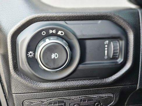 New 2026 Jeep Wrangler Unlimited Sport AWD/4WD image 19