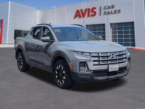 Used 2025 Hyundai Santa Cruz SEL AWD/4WD image 3