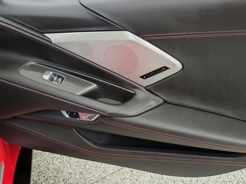 Used 2021 Chevrolet Corvette Stingray Premium Conv w/ Z51 Performance Package RWD image 26