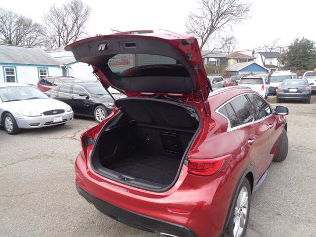 Used 2019 INFINITI QX30 FWD image 20