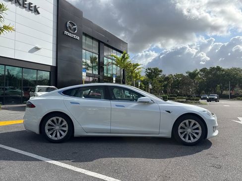Used 2017 Tesla Model S 100D image 4