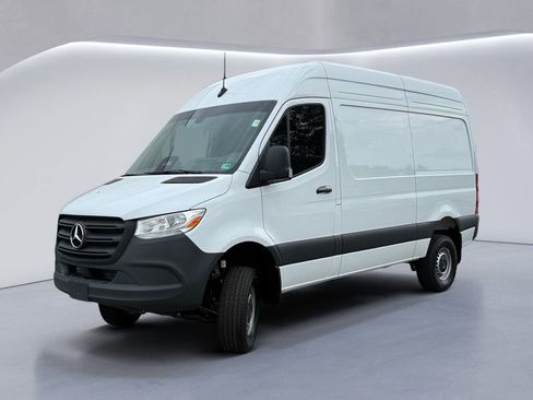 New 2025 Mercedes-Benz Sprinter 2500 image 32