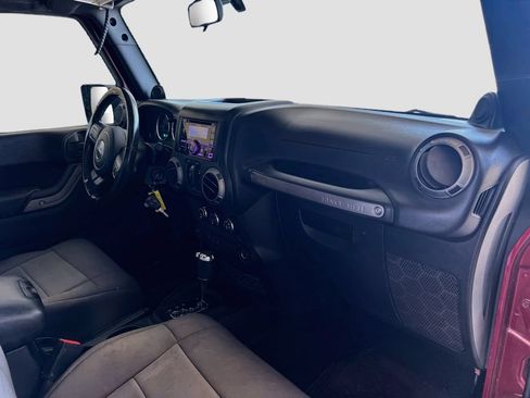 Used 2012 Jeep Wrangler Unlimited Sport AWD/4WD image 26