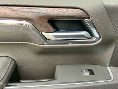 New 2026 GMC Sierra 1500 SLT w/ SLT Convenience Package image 55