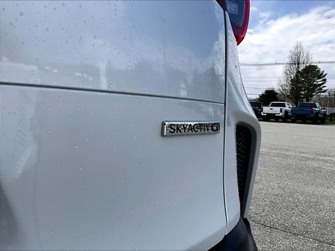 Used 2025 MAZDA CX-50 AWD 2.5 S w/ Premium Package image 29