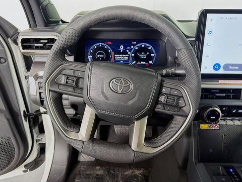 New 2026 Toyota Tacoma TRD Off-Road AWD/4WD image 12