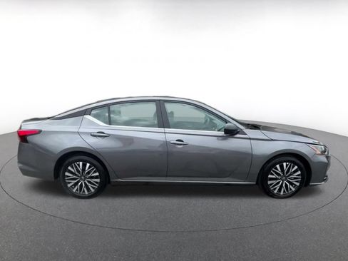 Used 2026 Nissan Altima 2.5 SV FWD image 16