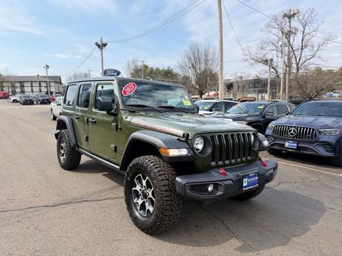 Used 2021 Jeep Wrangler Unlimited Rubicon w/ Cold Weather Group AWD/4WD image 12