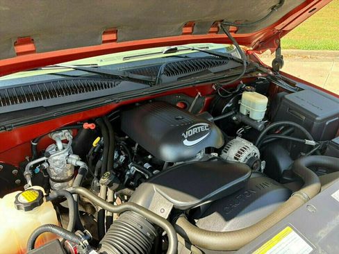 Used 2001 Chevrolet Silverado 1500 LS w/ Firm Ride Suspension Pkg RWD image 27