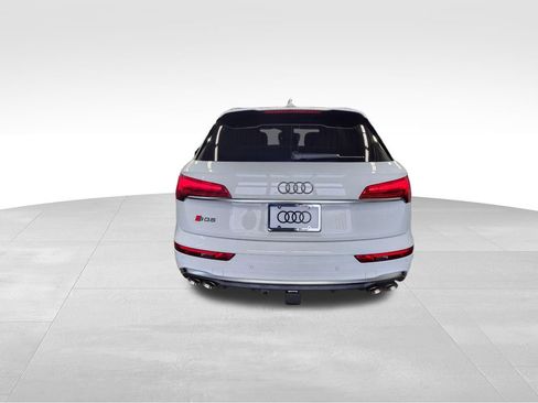 Certified 2025 Audi SQ5 Premium Plus w/ Premium Plus Package image 6