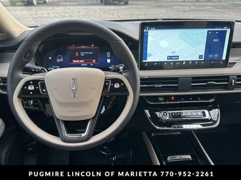 New 2026 Lincoln Corsair Premiere image 23