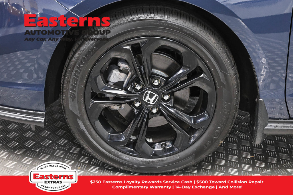 Used 2025 Honda Accord SE image 32