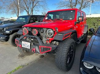 Used 2022 Jeep Wrangler Unlimited Sahara w/ Cold Weather Group video 3