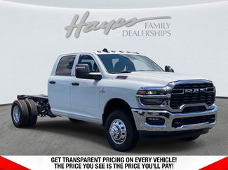 New 2025 RAM 3500 Tradesman w/ Chrome Appearance Group AWD/4WD video 1
