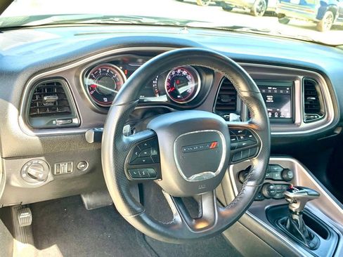 Used 2022 Dodge Challenger R/T RWD image 13