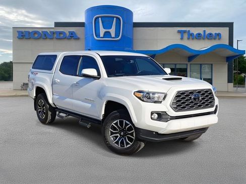 Used 2020 Toyota Tacoma TRD Sport w/ Technology Package image 1