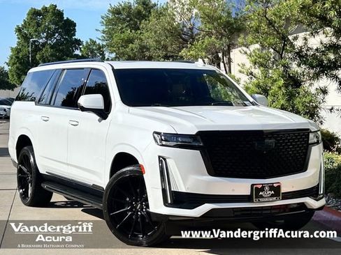 Used 2022 Cadillac Escalade ESV Premium Luxury AWD/4WD image 1