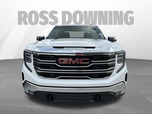 Used 2026 GMC Sierra 1500 SLT AWD/4WD image 2