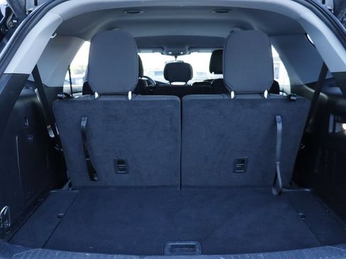 Certified 2024 Ford Explorer XLT RWD image 26