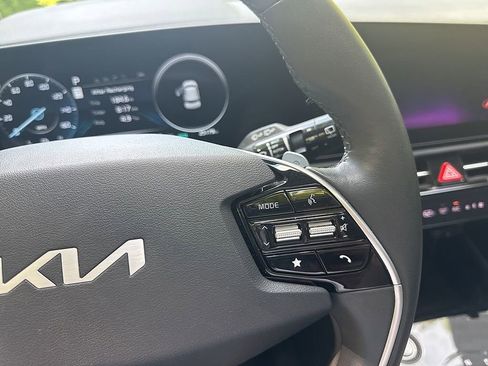 Used 2023 Kia Niro Wave image 19