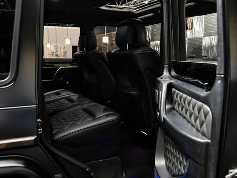 Used 2011 Mercedes-Benz G 550 image 41