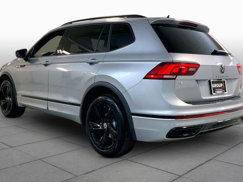 Used 2024 Volkswagen Tiguan SE R-Line AWD/4WD image 11