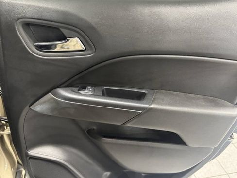 Used 2022 Chevrolet Colorado ZR2 w/ Colorado ZR2 Bison Edition AWD/4WD image 31