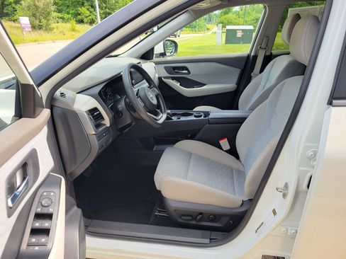 Certified 2023 Nissan Rogue SV AWD/4WD image 36