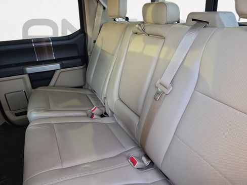 Used 2016 Ford F150 Lariat image 21