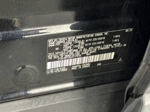 Used 2020 Toyota RAV4 XLE Premium AWD/4WD image 28
