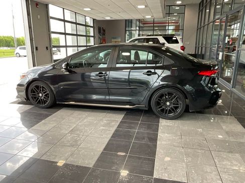 Certified 2021 Toyota Corolla XSE FWD image 4