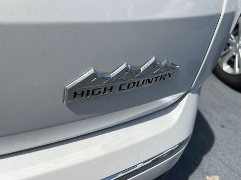 Used 2018 Chevrolet Traverse High Country AWD/4WD image 9