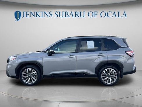 Used 2025 Subaru Forester Touring AWD/4WD image 6