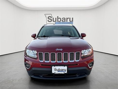 Used 2016 Jeep Compass High Altitude image 2