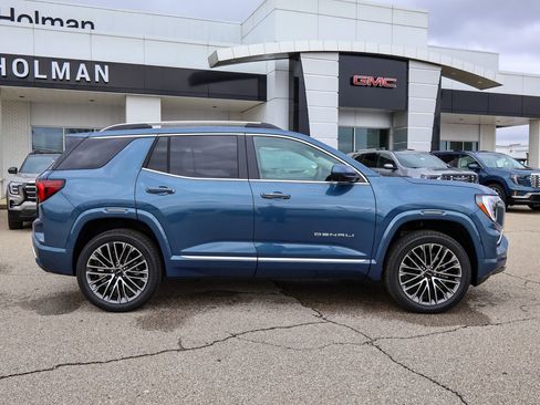 New 2026 GMC Terrain Denali image 2