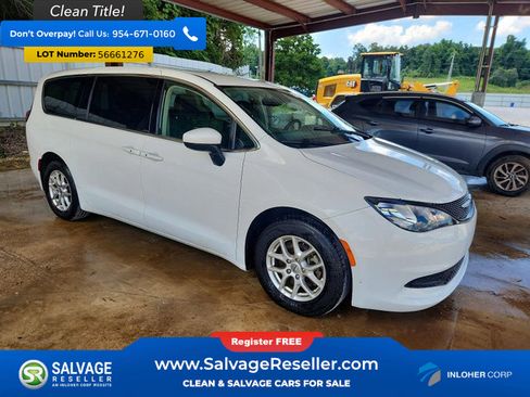 Used 2023 Chrysler Voyager LX FWD image 5