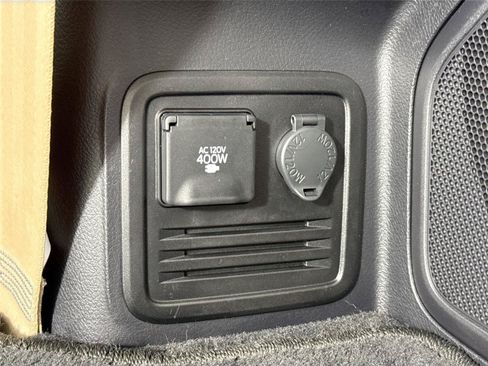 Certified 2024 Toyota 4Runner Limited AWD/4WD image 40