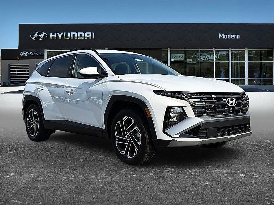 New 2026 Hyundai Tucson SEL Plus FWD image 2