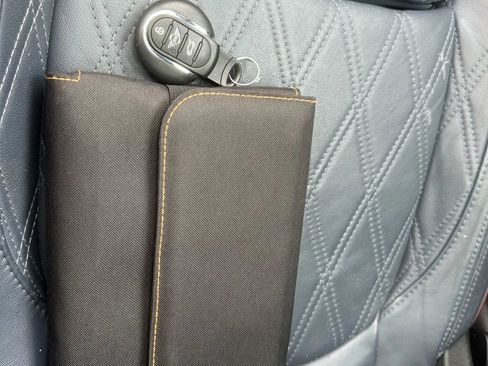 Used 2017 MINI Cooper Clubman image 36